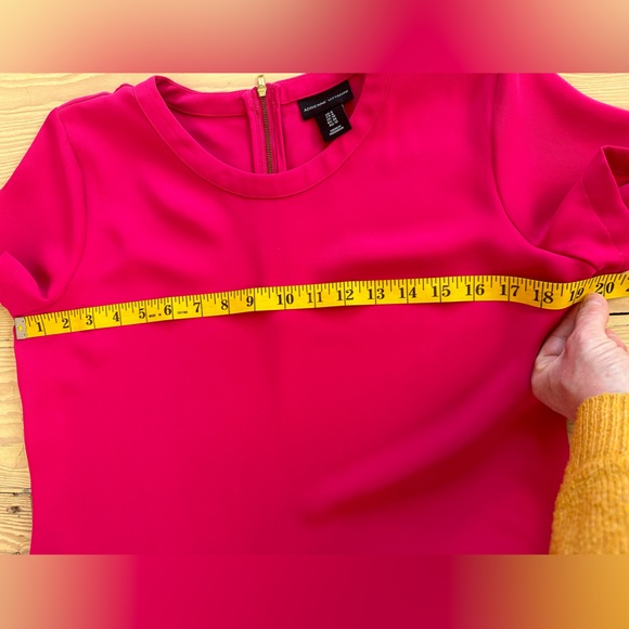 3/$15 Beautiful silky dress Adrianne Vittandi US 6 - Picture 9 of 9